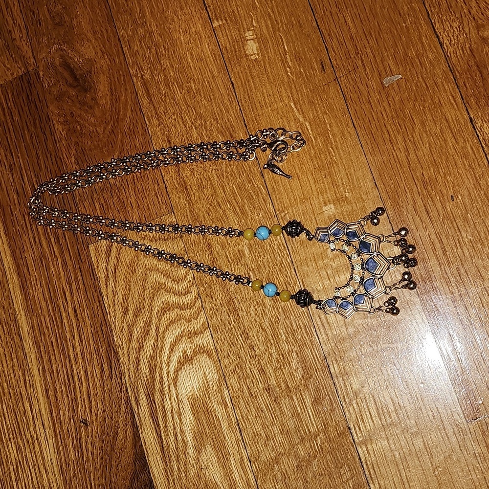 Chloe + Isabel Golden Lotus Necklace 🌟Like New!🌟